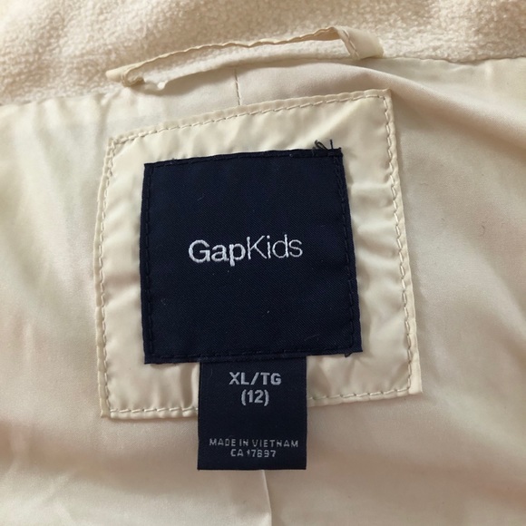 Gap Kids Cream Puffer Vest Jacket - Picture 7 of 7